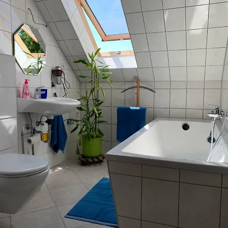 La- Apartment *